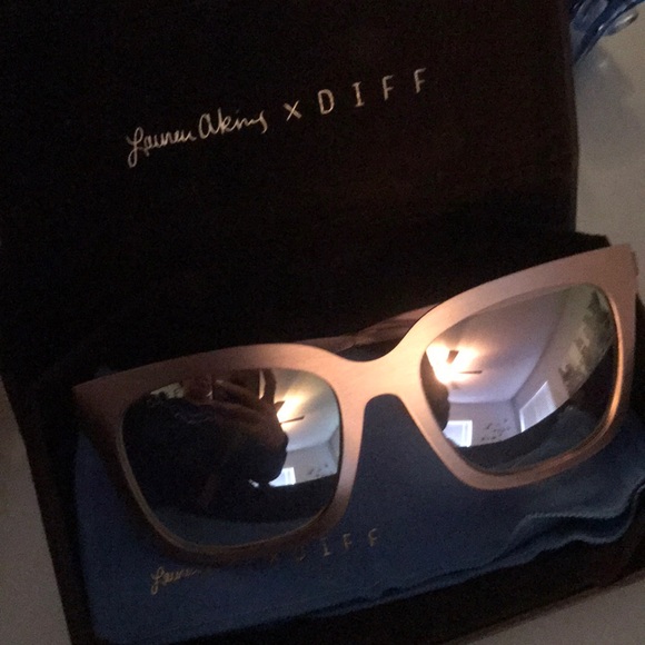 Diff Eyewear X Lauren Akins Pink Sunglasses